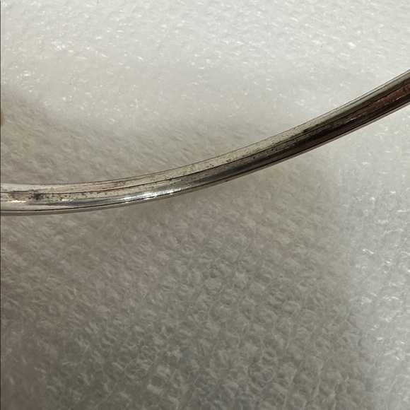 ❤️ 5/$25 Elegant Silver Bangle Bracelet - Picture 5 of 6